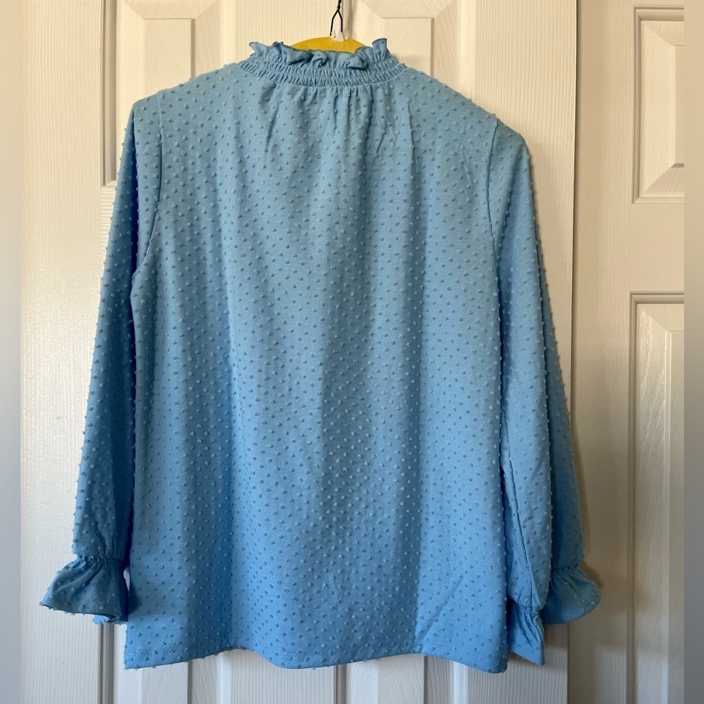 JCrew XS light blue pin dot blouse with ruffle neck and sleeves - Picture 7 of 7